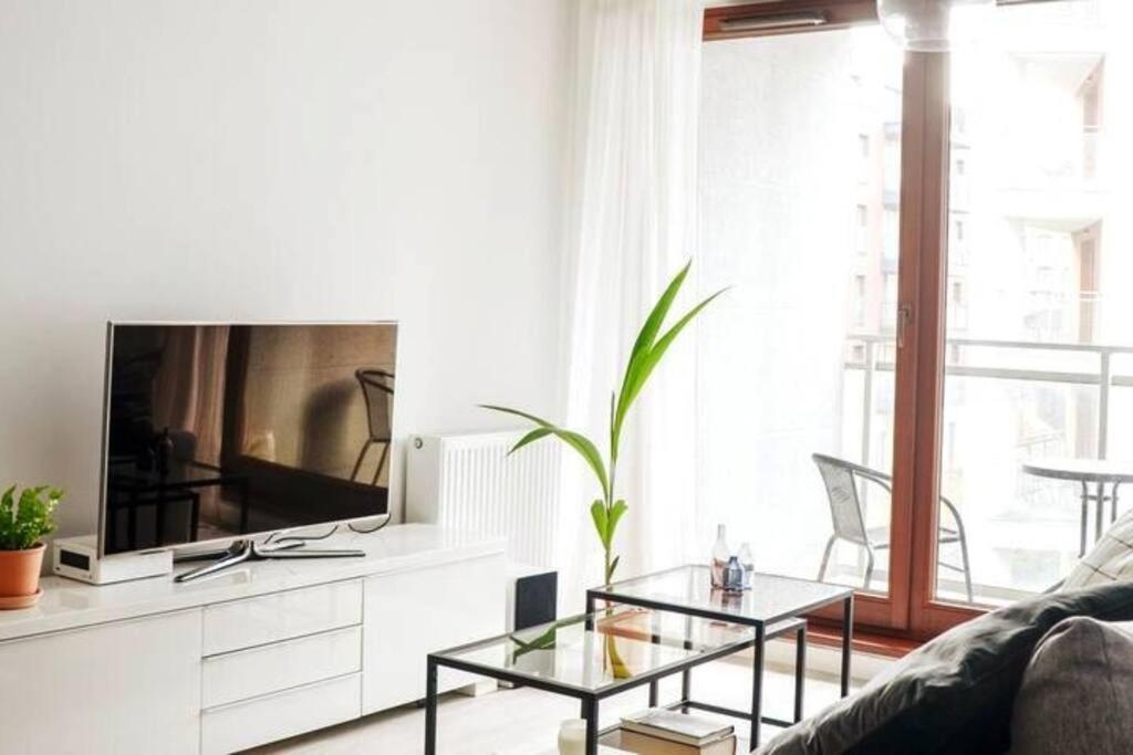 Platinum Jaglana Apartment - Wyspa Spichrzow Danzica Esterno foto